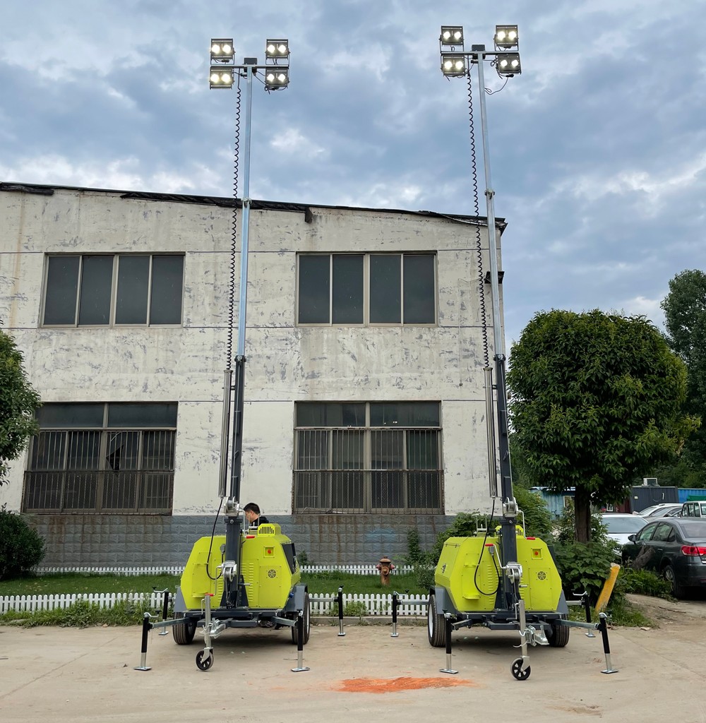 持續(xù)交貨中！山東思拓瑞克20臺(tái)9米移動(dòng)照明燈車(chē)陸續(xù)發(fā)貨發(fā)往蒙古國(guó)